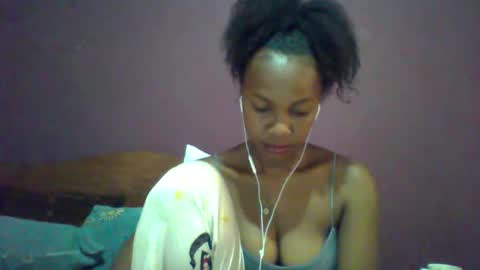 Snapshot of rycie chatting on October 24, 7:16 am Rycie online show from October 24, 7:16 am