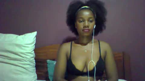 Snapshot of rycie chatting on October 24, 9:11 pm Rycie online show from October 24, 9:11 pm