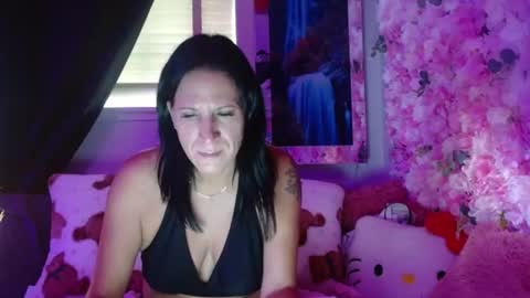 ryeanne25 online show from July 21, 12:35 am