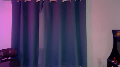 Ryff Burnz online show from December 17, 3:12 am