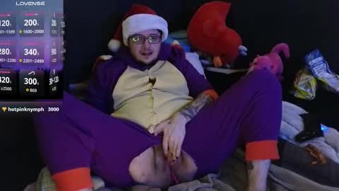 Snapshot of ryleyrainn chatting on November 19, 8:47 am Ryley Rainn online show from November 19, 8:47 am