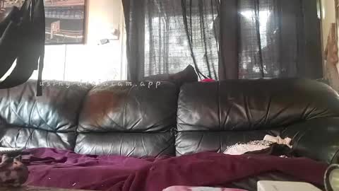 Snapshot of ryliemackenzie93 chatting on May 13, 6:49 pm ryliemackenzie93 online show from May 13, 6:49 pm