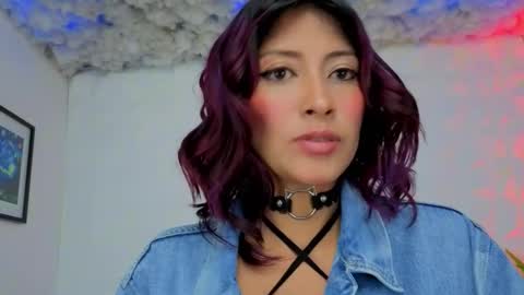 Snapshot of rynka__ chatting on November 30, 3:32 am rynka online show from November 30, 3:32 am