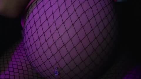 Snapshot of rynn_x chatting on May 30, 7:16 am SINGLE WIDOWED MOM online show from May 30, 7:16 am
