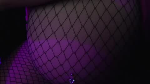 Snapshot of rynn_x chatting on June 4, 7:03 am SINGLE WIDOWED MOM online show from June 4, 7:03 am