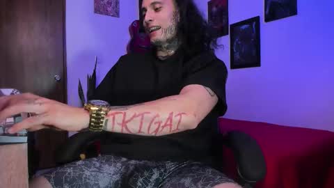 leopmonk help me reach 100 thumbs up online show from January 12, 1:44 am