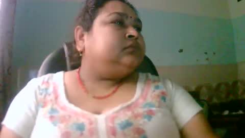 HotLovers online show from April 28, 6:18 am