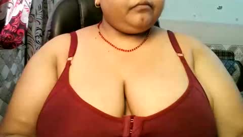 HotLovers online show from May 17, 10:11 am