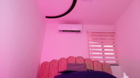 s_sofia_ online show from August 4, 7:16 pm