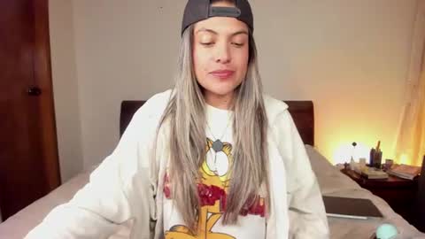 Leslie Beltrn online show from June 24, 5:28 am