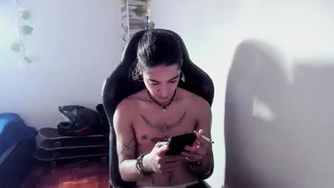 Danny online show from November 30, 6:45 pm