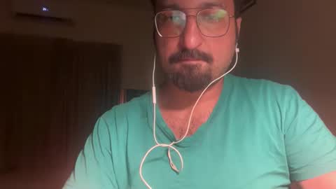 saadiqureshi007 online show from September 25, 8:01 pm