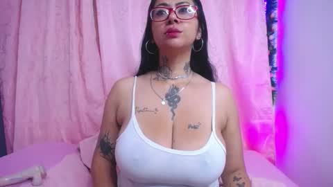 saalomee 1 online show from December 23, 1:56 pm