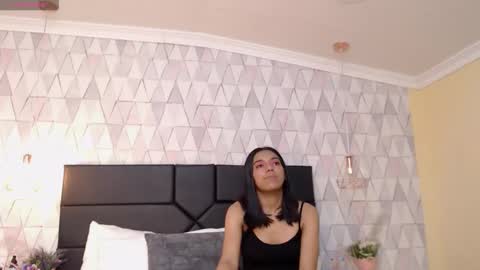 S a a r  a online show from September 16, 11:44 am