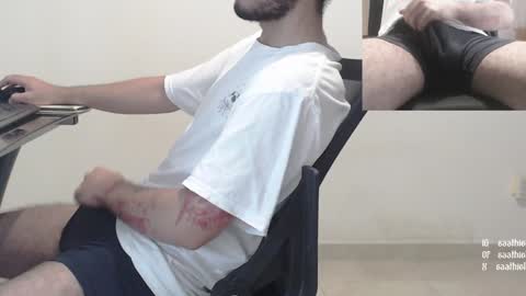 Snapshot of saat_hiel chatting on January 4, 3:50 am Saat online show from January 4, 3:50 am