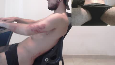 Snapshot of saat_hiel chatting on January 23, 11:37 am Saat online show from January 23, 11:37 am