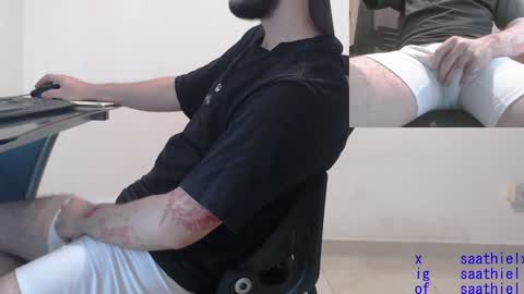 Snapshot of saat_hiel chatting on January 25, 5:51 am Saat online show from January 25, 5:51 am