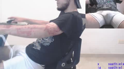 Snapshot of saat_hiel chatting on March 11, 3:05 am Saat online show from March 11, 3:05 am