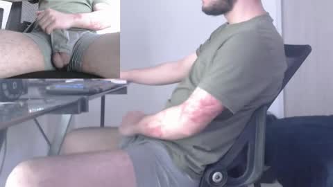 Snapshot of saat_hiel chatting on September 22, 3:52 am Saat online show from September 22, 3:52 am