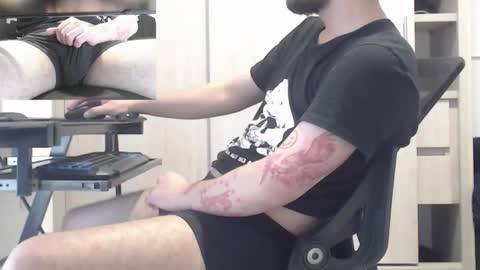 Snapshot of saat_hiel chatting on October 2, 5:03 am Saat online show from October 2, 5:03 am