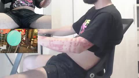 Snapshot of saat_hiel chatting on October 9, 10:41 pm Saat online show from October 9, 10:41 pm