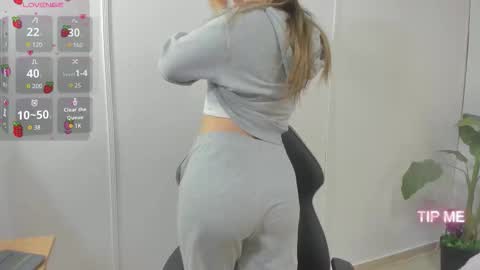 saaya_tay online show from September 23, 3:09 am