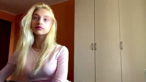 Snapshot of sabinamccrohan chatting on July 19, 4:11 pm Sabina online show from July 19, 4:11 pm