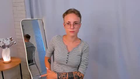 Maya online show from September 23, 9:34 am