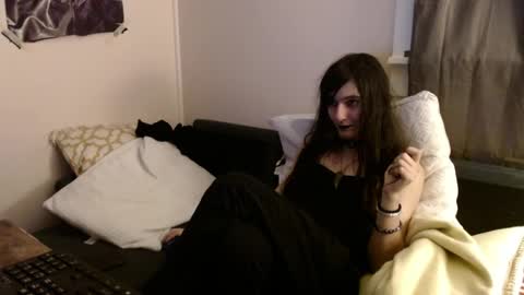 sabinewinters online show from May 6, 5:14 am