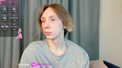 Snapshot of sableflux chatting on March 22, 8:45 pm sableflux online show from March 22, 8:45 pm