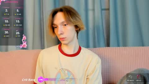 Snapshot of sableflux chatting on March 26, 5:35 am sableflux online show from March 26, 5:35 am