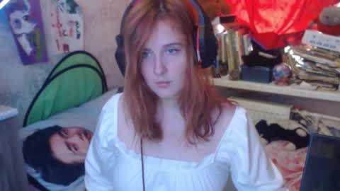 Snapshot of sabochka888 chatting on September 27, 8:19 am sabochka888 online show from September 27, 8:19 am