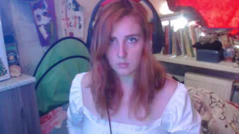 Snapshot of sabochka888 chatting on October 3, 8:22 am sabochka888 online show from October 3, 8:22 am