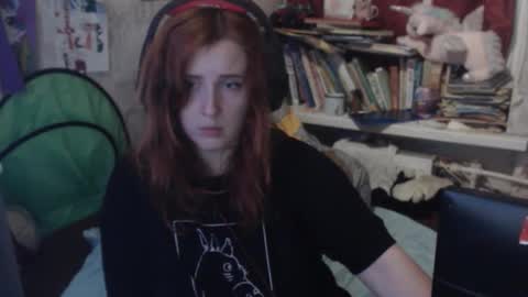 Snapshot of sabochka888 chatting on December 4, 7:06 am sabochka888 online show from December 4, 7:06 am