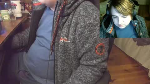 1141323  my Lord Mister Max   moms treasure online show from January 16, 7:29 pm