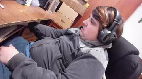 1141323  my Lord Mister Max   moms treasure online show from March 13, 7:53 pm