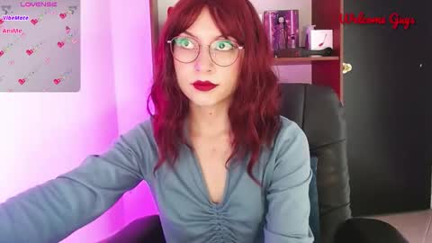 Snapshot of sabrina709 chatting on November 22, 11:37 pm Sabrina online show from November 22, 11:37 pm