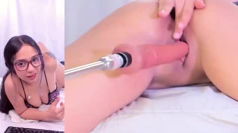 Snapshot of sabrina_adams01 chatting on February 24, 12:58 pm Sabrina Adams online show from February 24, 12:58 pm