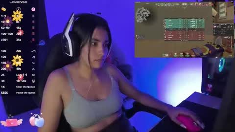 Angie  online show from November 13, 10:03 am