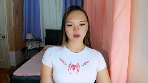 Snapshot of sabrina_hilson chatting on March 13, 3:57 am sabrina_hilson online show from March 13, 3:57 am