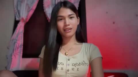 Nadine online show from November 1, 3:03 pm