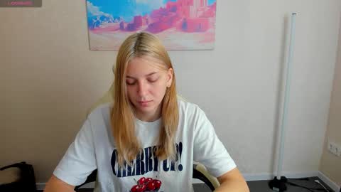 sabrina_moun online show from September 18, 12:45 am