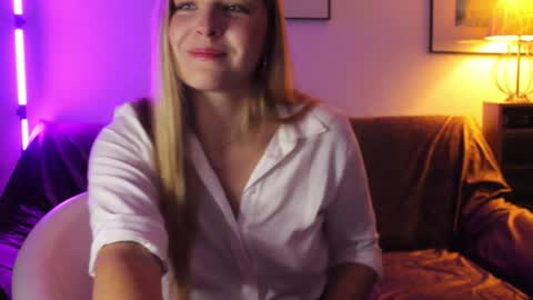 Sabrina  online show from September 23, 12:24 am