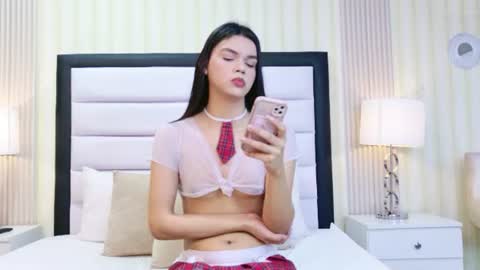 Sabrina Foox online show from June 13, 7:23 pm