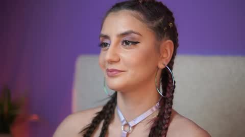  Sabrina  online show from March 27, 9:25 pm