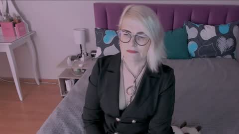 Sabrina MacMarren online show from January 23, 6:24 pm