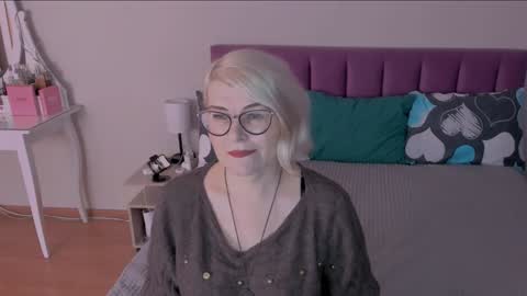 Sabrina MacMarren online show from January 26, 6:49 am