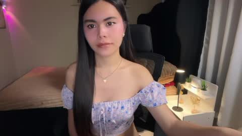 Snapshot of sabrinamadonna54 chatting on May 28, 5:38 am sabrinamadonna54 online show from May 28, 5:38 am