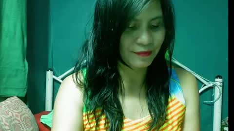 naden online show from February 23, 7:28 pm
