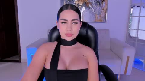 Sabrina M  online show from July 15, 8:25 pm